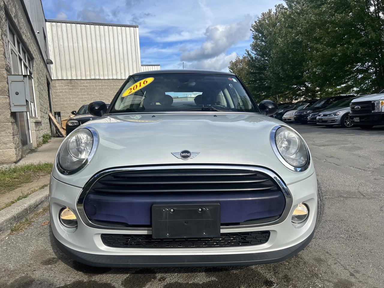 2016 MINI Cooper SUPER CLEAN!! 98K!! AUTO, LEATHER, SUNROOF!! - Photo #10
