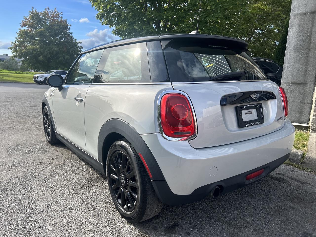 2016 MINI Cooper SUPER CLEAN!! 98K!! AUTO, LEATHER, SUNROOF!! - Photo #3