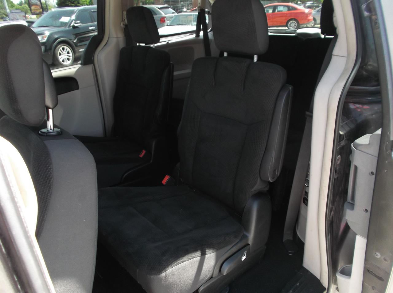 2017 Dodge Grand Caravan Crew Photo
