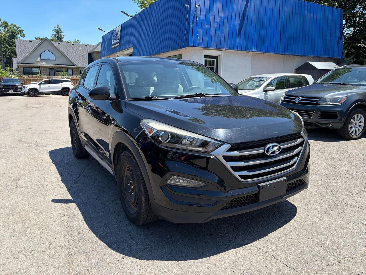 2017 Hyundai Tucson FWD 4DR 2.0L - Photo #1