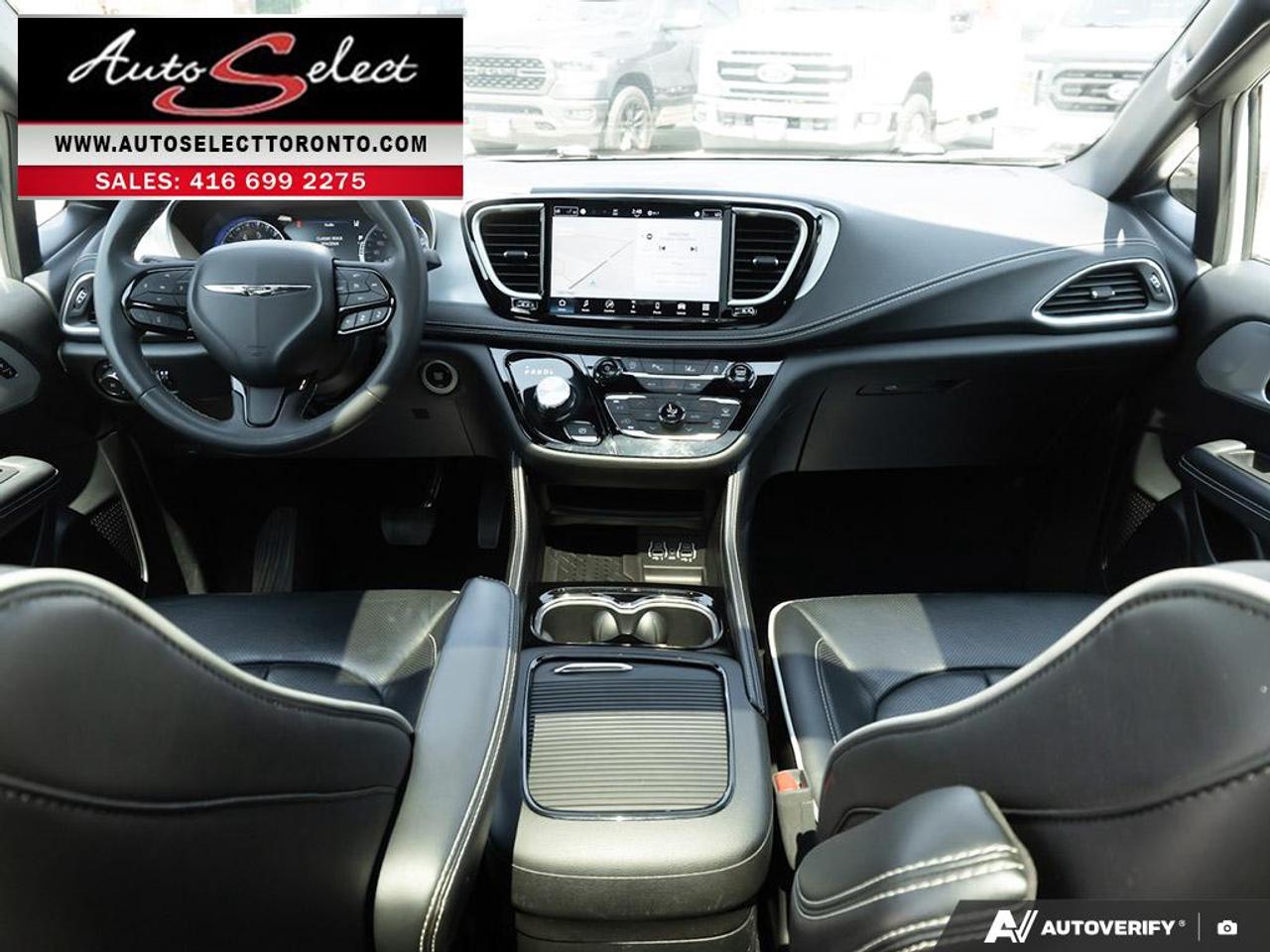 2025 Chrysler Pacifica Limited Sport "S" - Pano Sunroof - Carplay - Clean Carfax Photo
