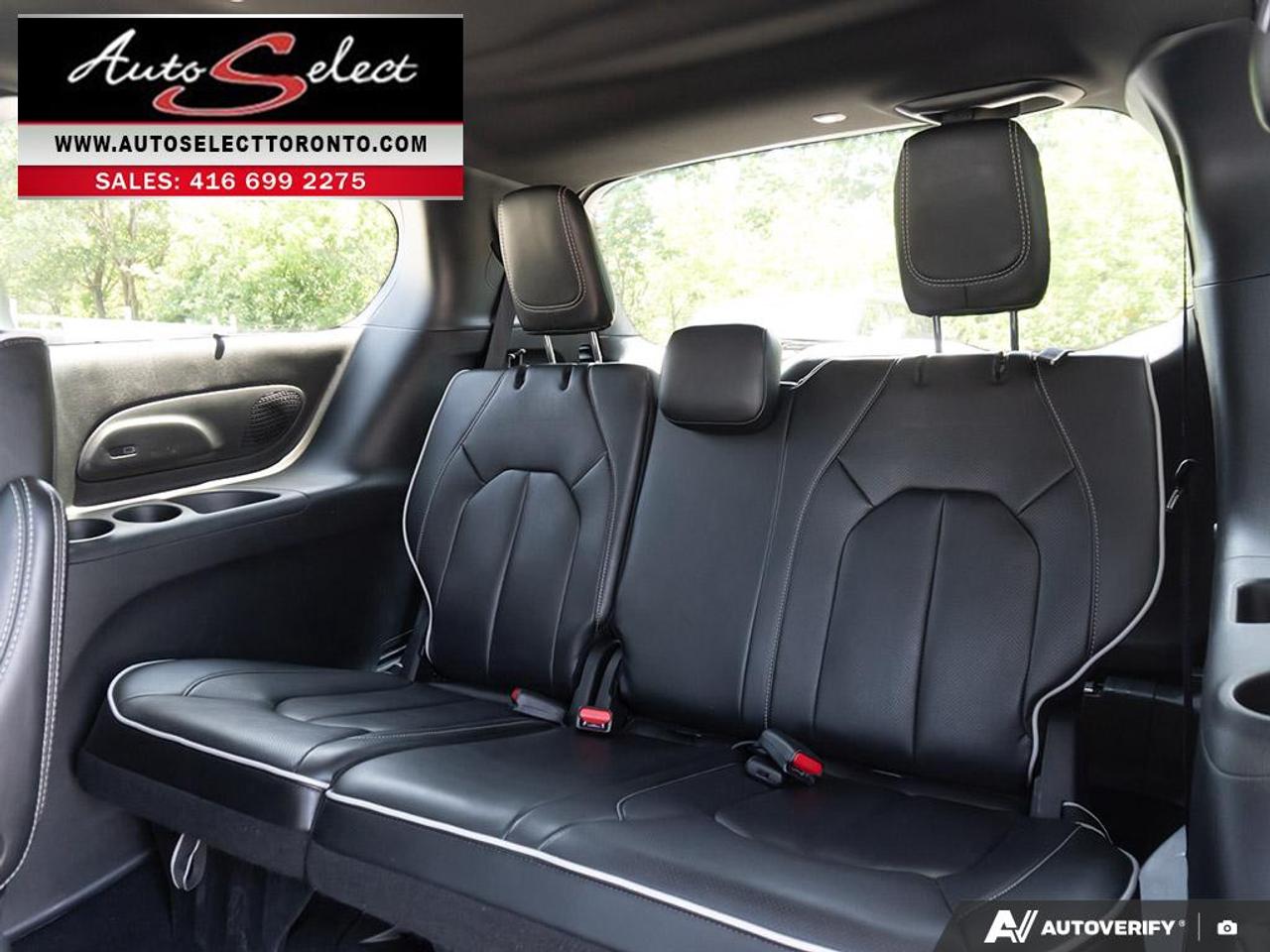 2025 Chrysler Pacifica Limited Sport "S" - Pano Sunroof - Carplay - Clean Carfax Photo