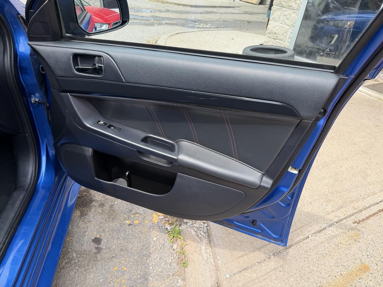 2017 Mitsubishi Lancer HEATED SEATS, 4WD, SUNROOF, BACK-UP CAM & MORE - Photo #38