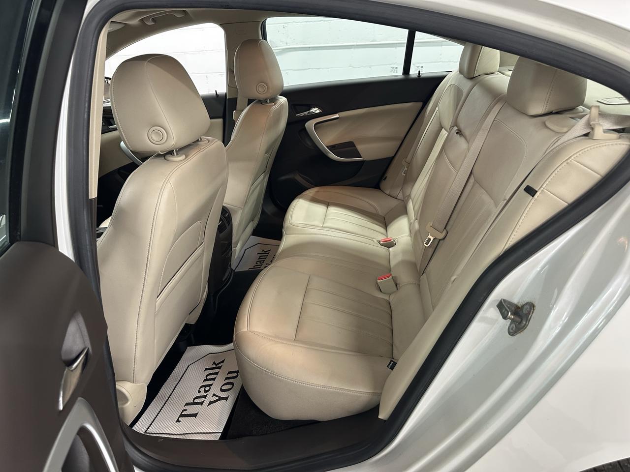 2016 Buick Regal Premium II Photo9