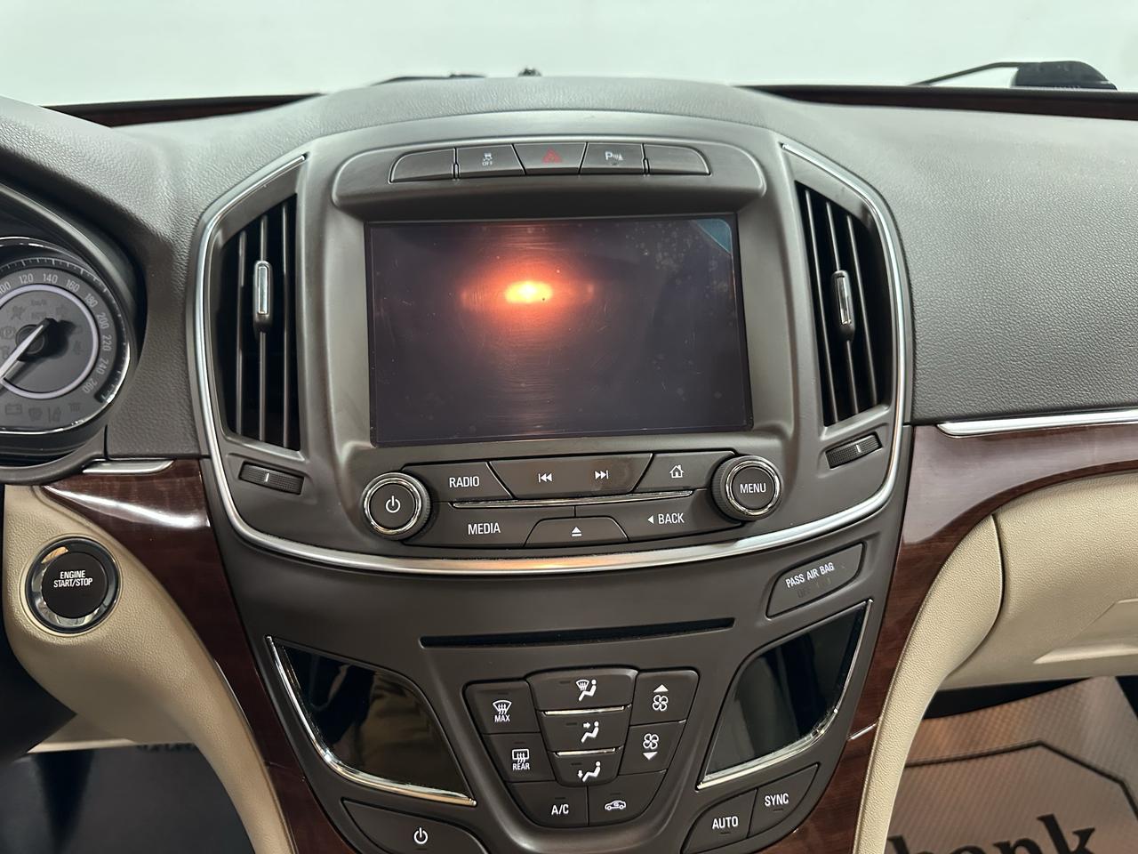2016 Buick Regal Premium II Photo33