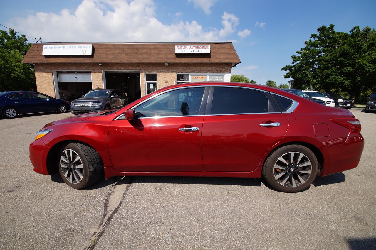 2018 Nissan Altima 2.5 SV - Photo #1