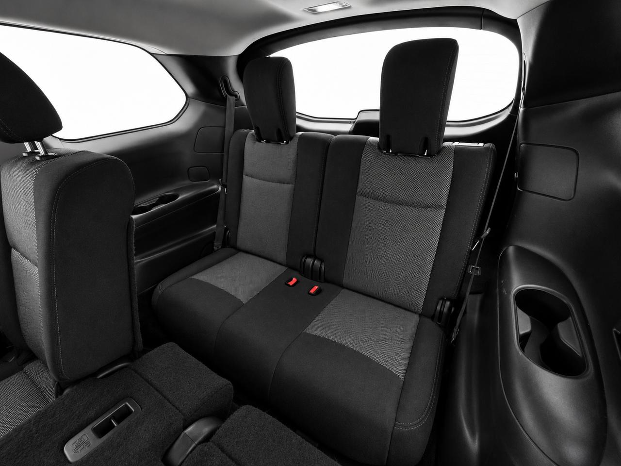 2018 Nissan Pathfinder SV Tech Photo