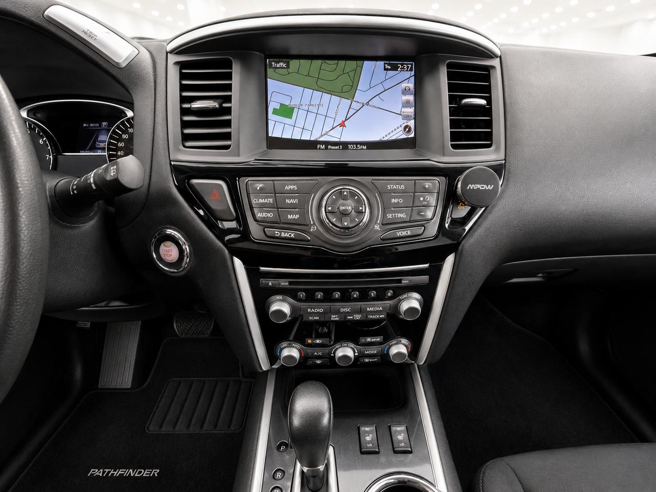 2018 Nissan Pathfinder SV Tech Photo