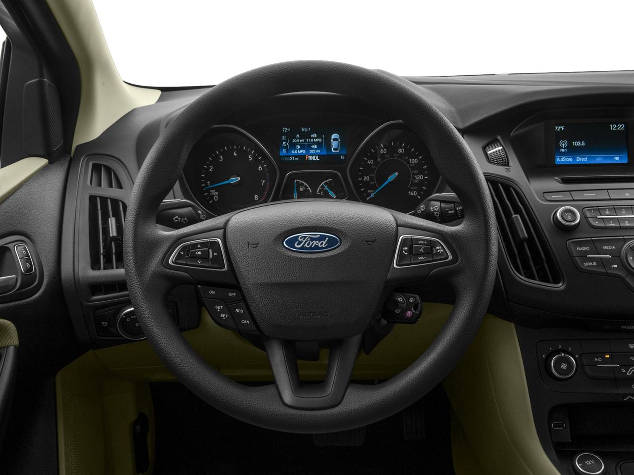 2015 Ford Focus SE Photo3