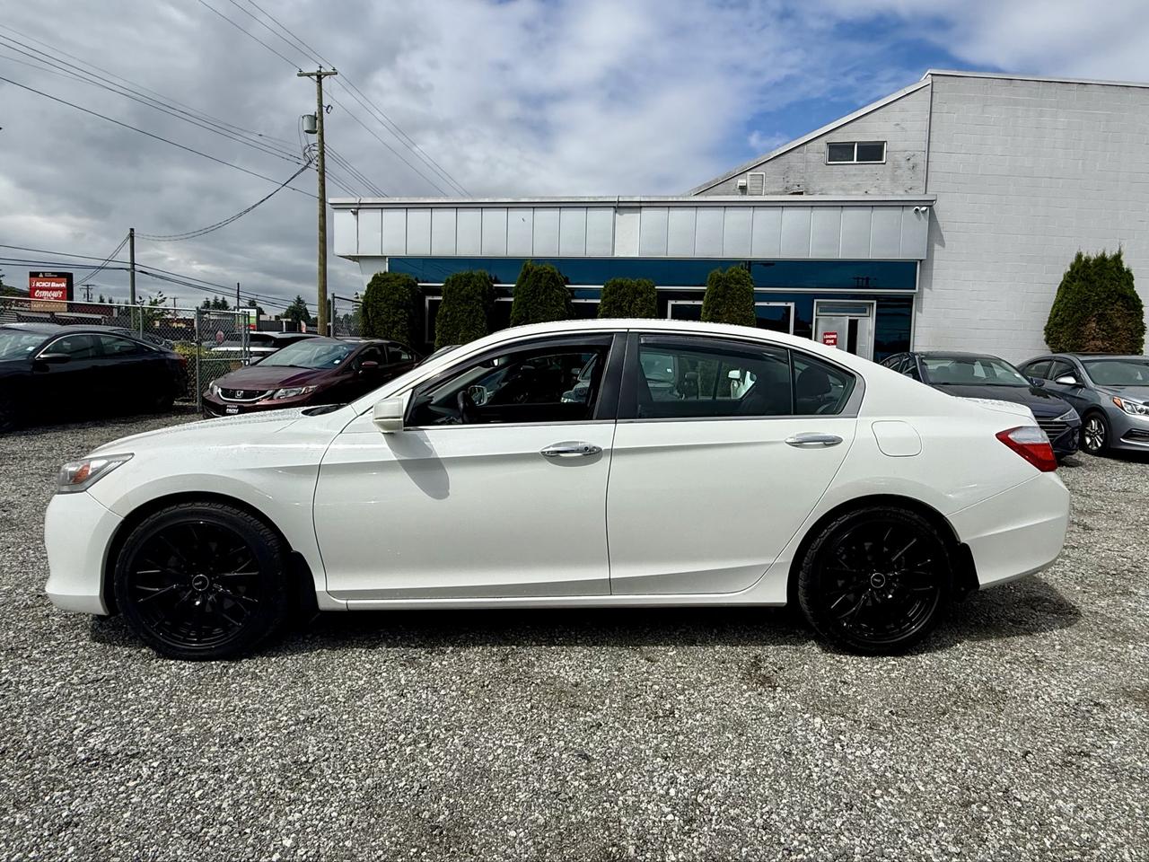 2014 Honda Accord FINANCING AVAILABLE Photo8