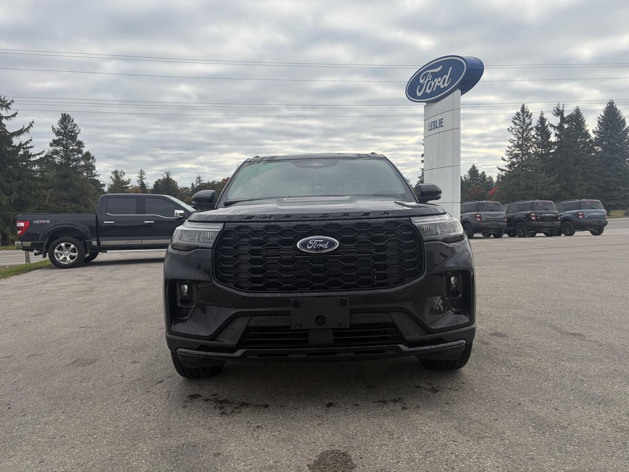 2026 Ford Explorer ST-Line 4WD Photo1