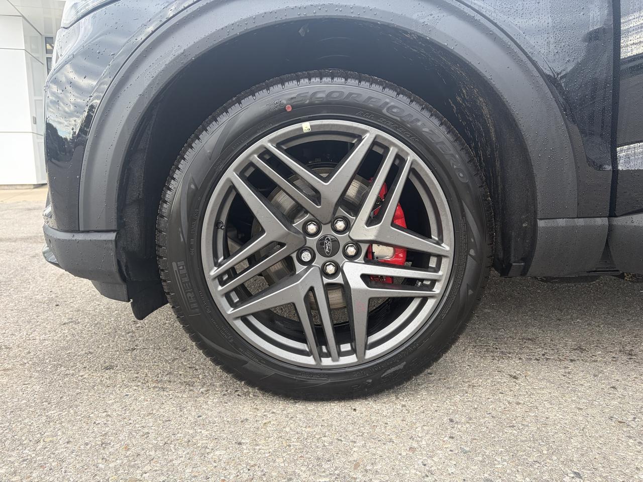 2026 Ford Explorer ST-Line 4WD Photo