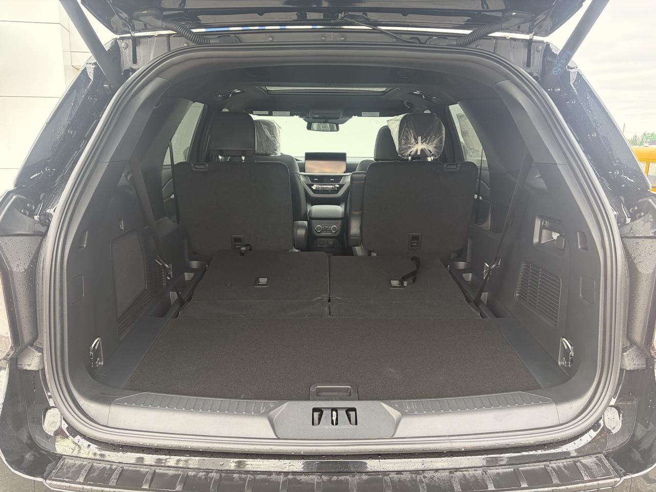 2026 Ford Explorer ST-Line 4WD Photo