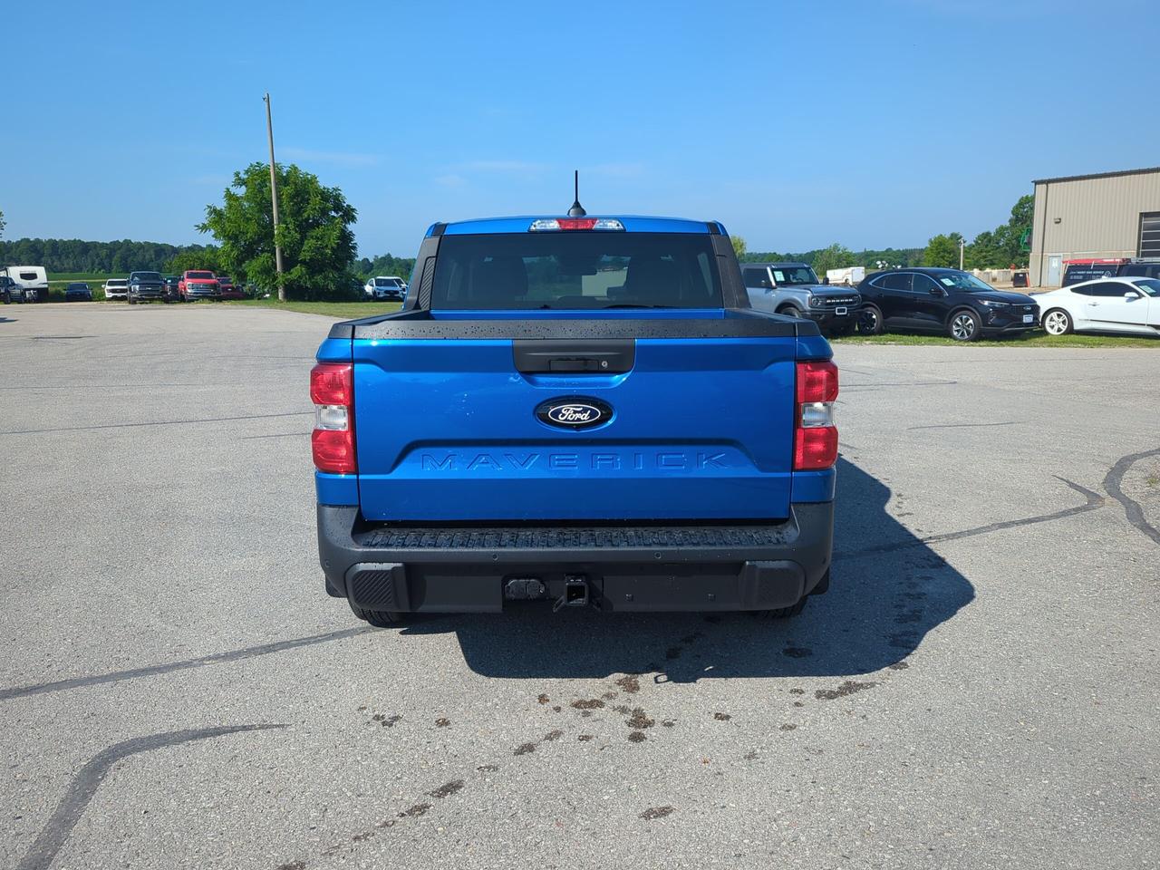 2026 Ford Maverick XLT SuperCrew Hybrid AWD Photo4
