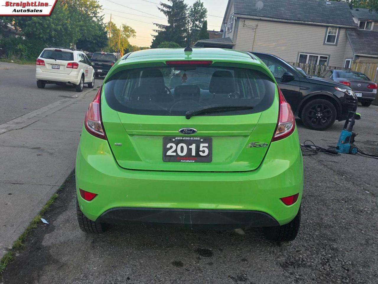 2015 Ford Fiesta SE Hatchback Photo