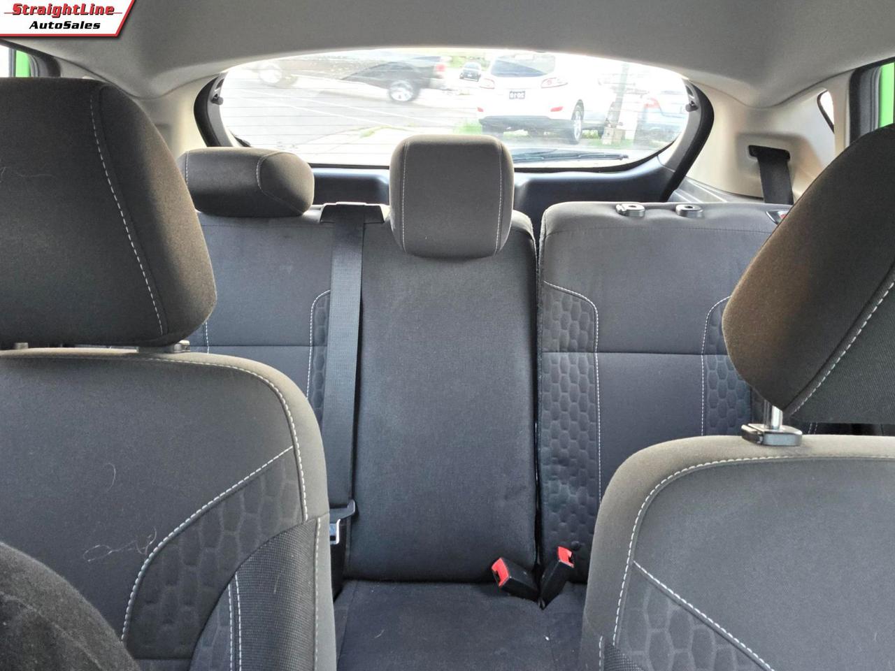 2015 Ford Fiesta SE Hatchback Photo