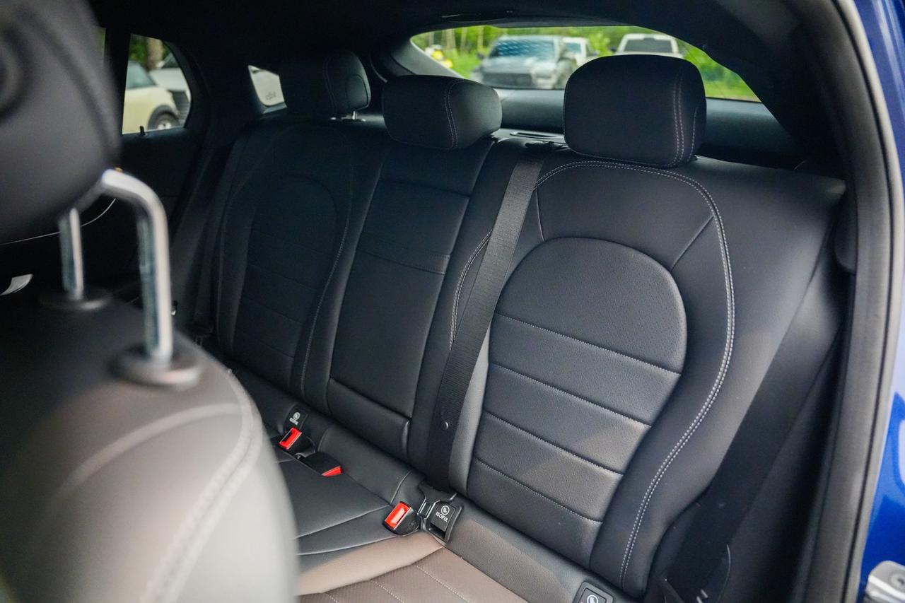 2018 Mercedes-Benz GLC-Class GLC300 4MATIC Photo