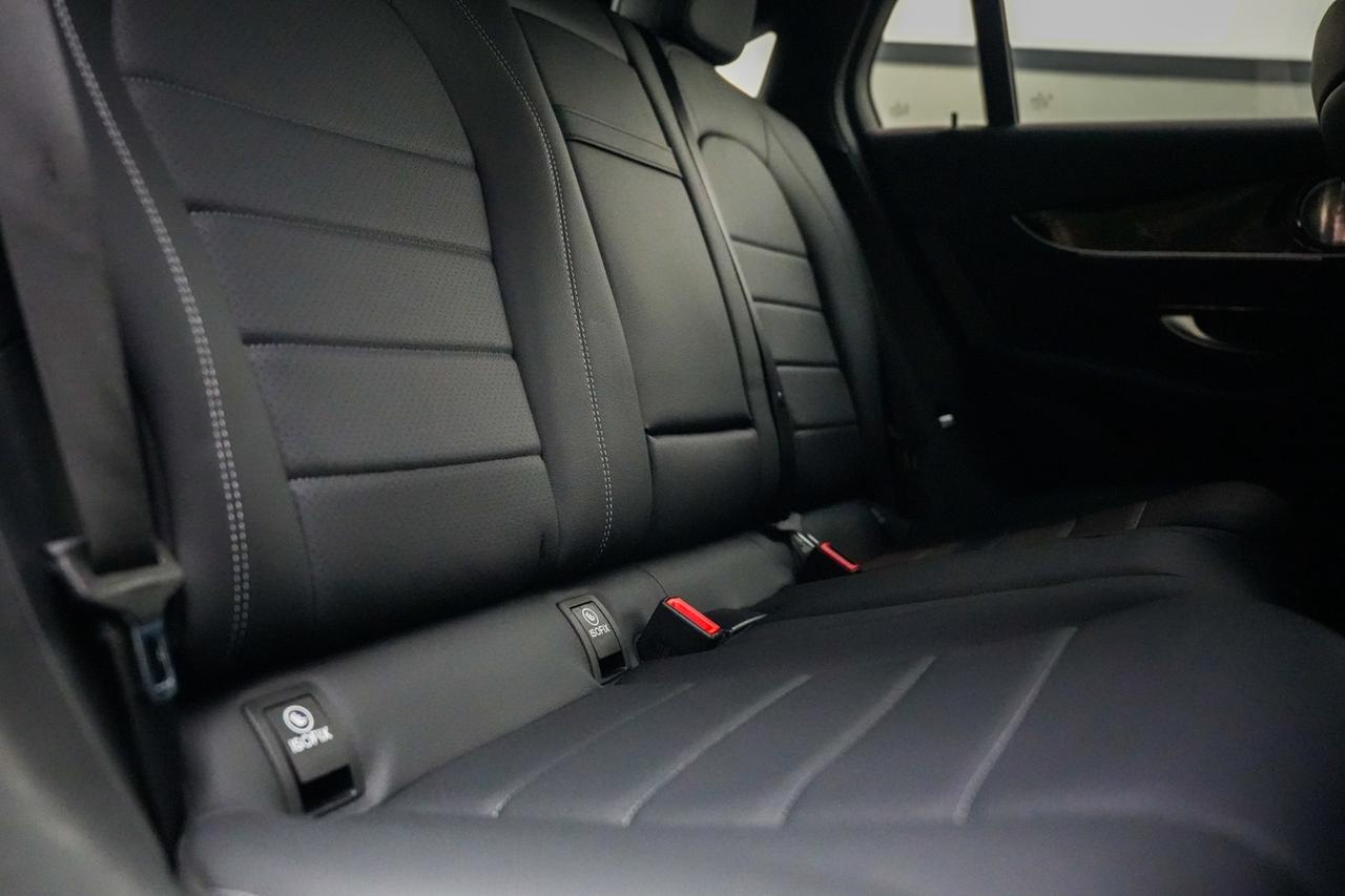 2018 Mercedes-Benz GLC-Class GLC300 4MATIC Photo