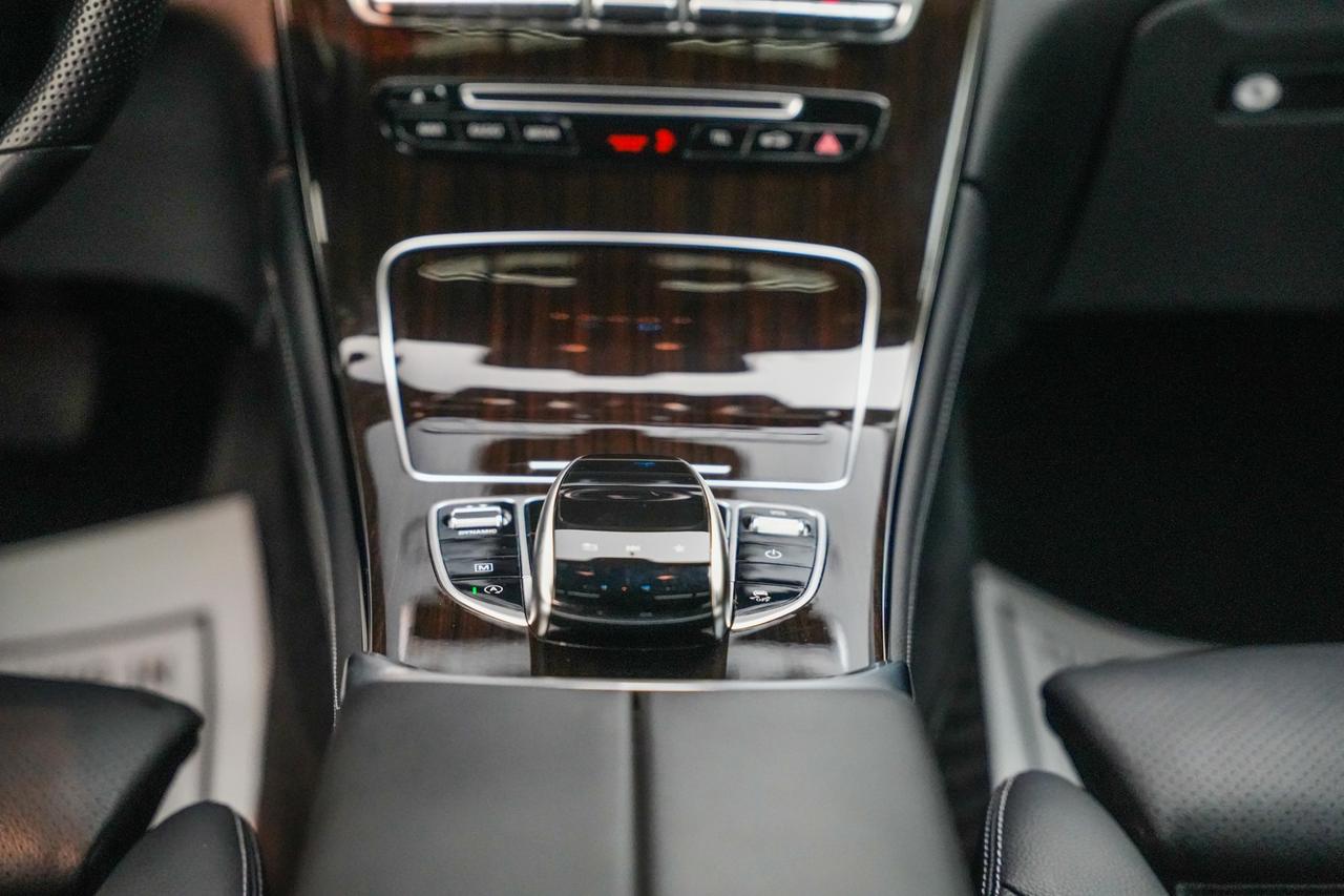 2018 Mercedes-Benz GLC-Class GLC300 4MATIC Photo