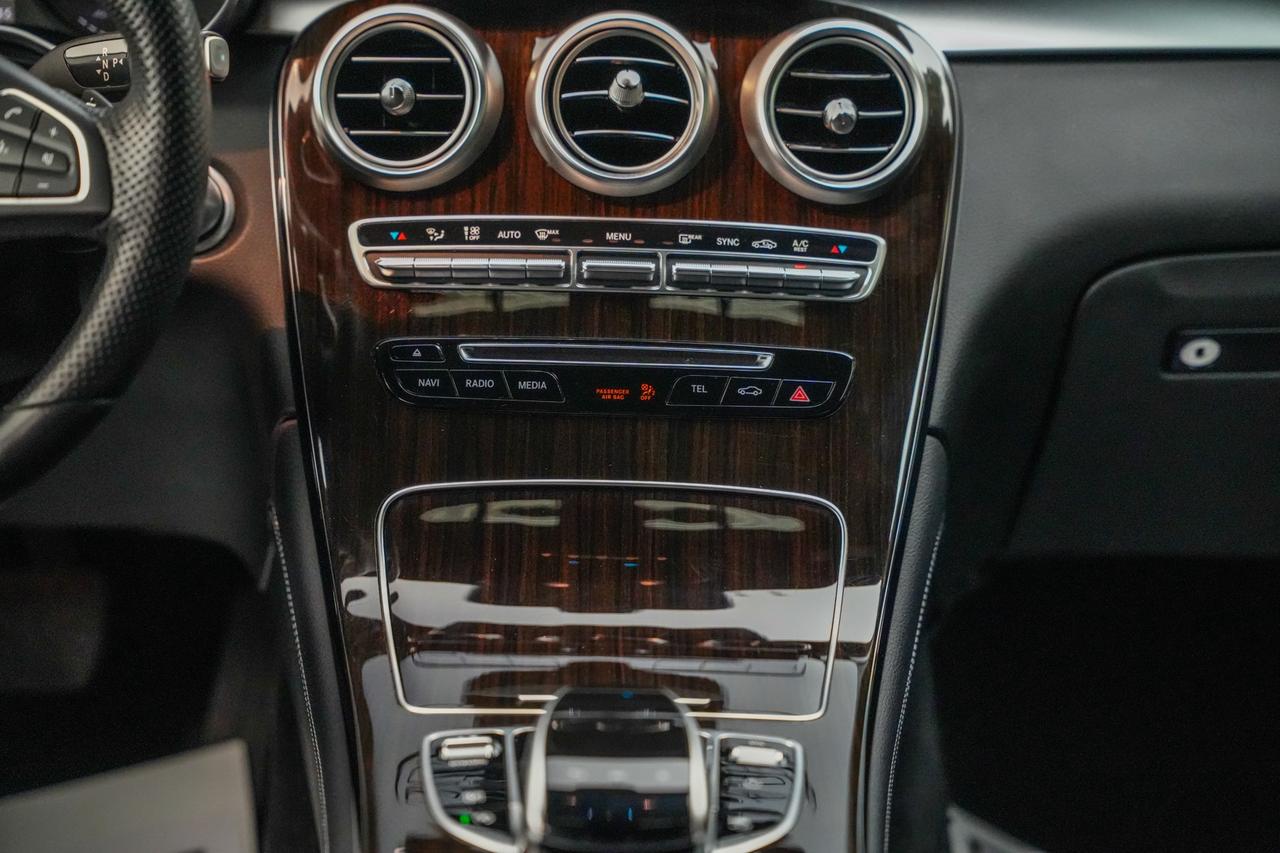 2018 Mercedes-Benz GLC-Class GLC300 4MATIC Photo