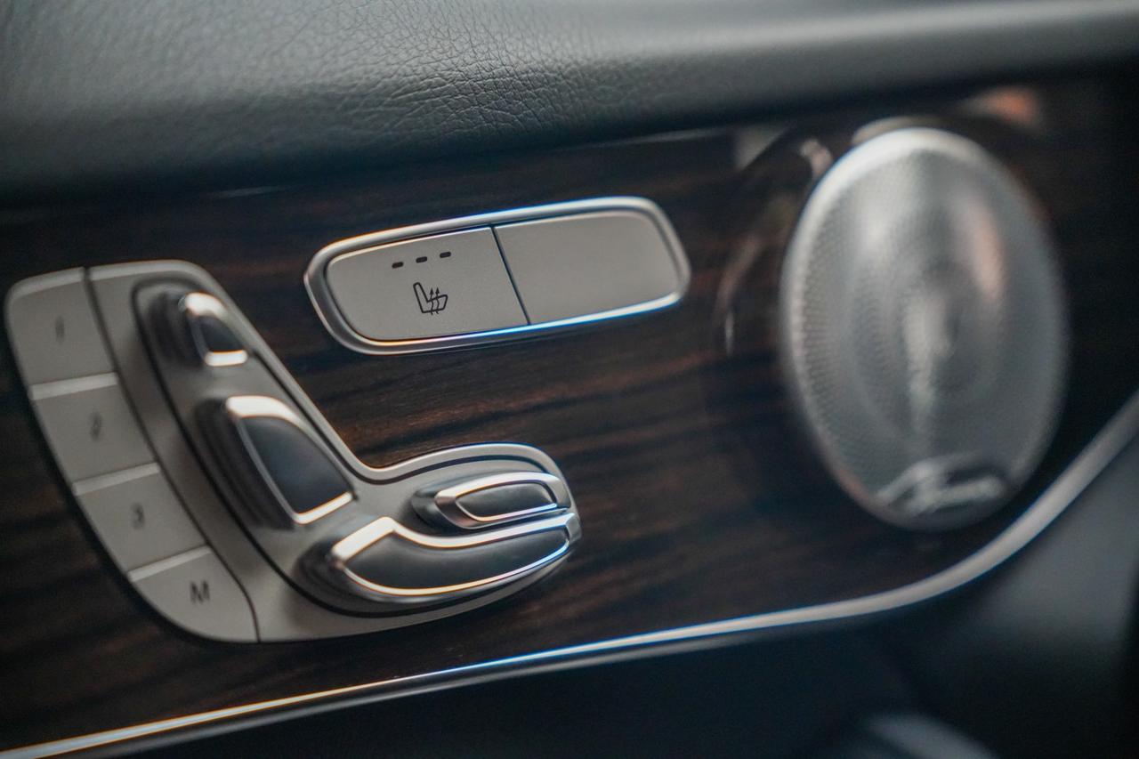 2018 Mercedes-Benz GLC-Class GLC300 4MATIC Photo