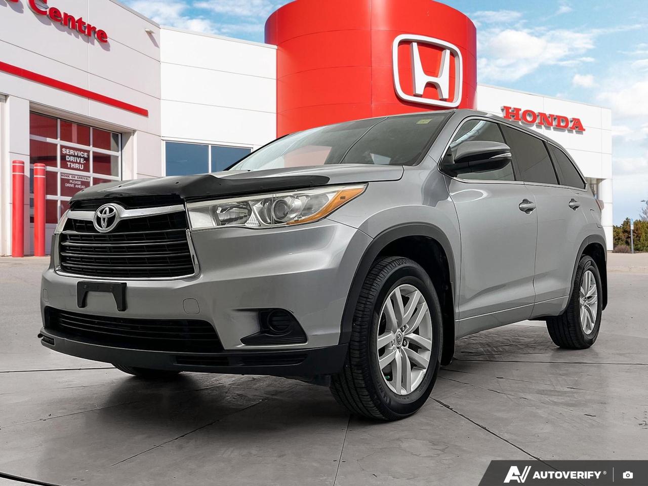 Used 2014 Toyota Highlander LE | Local One Owner | Safetied As-Traded | for sale in Winnipeg, MB