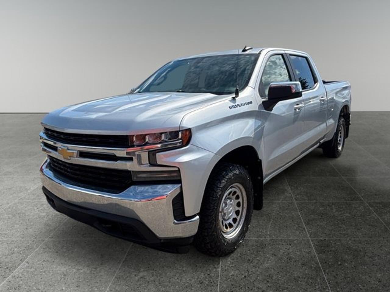 House of Cars Olympic Park An AMVIC licensed automotive retail dealer Location: 8525 Bowfort Rd. N.W Call: 587-356-1144  Stock #: PS-0947-6 Year: 2021 Make: Chevrolet Model: Silverado 1500 LT Crew Cab VIN: 1GCUYDED7MZ382171 KM: 138,032 Color: Silver Transmission: Automatic Drivetrain: 4WD Body Style: Truck  Key Features: 5.3L V8 Engine Crew Cab Seating Back Up Camera Heated Front Seats Heated Steering Wheel Remote Start Apple CarPlay & Android Auto Bluetooth Dual Zone Climate Control Power Driver Seat Trailer Tow Package Trailer Brake Controller Touchscreen Display Remote Keyless Entry  Additional Highlights: CARFAX Included Professionally Detailed 1000+ Vehicles In Stock  Visit House of Cars Olympic Park or call 587-356-1144 to schedule your test drive today!