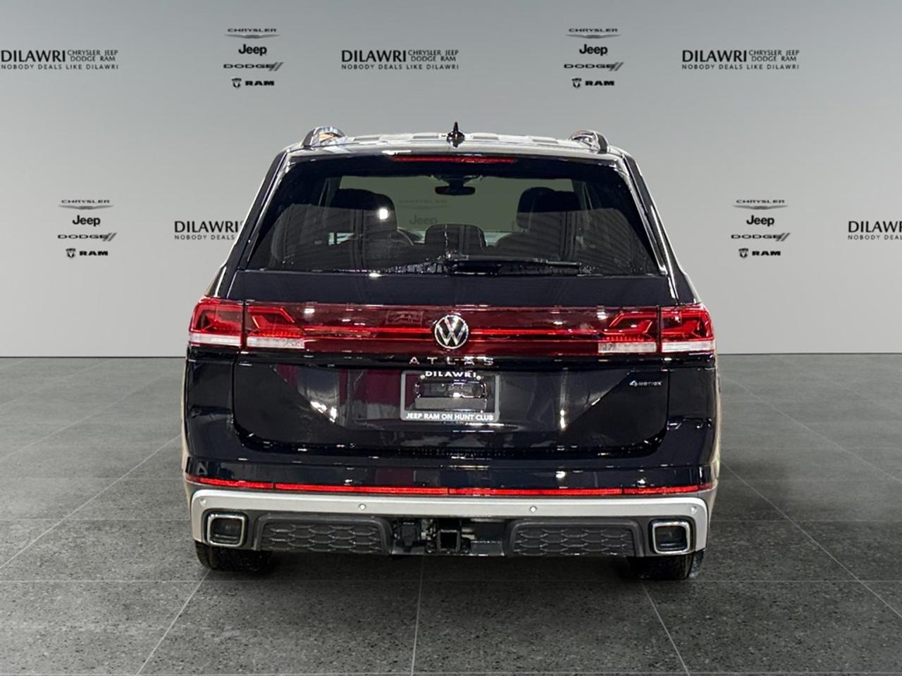 2024 Volkswagen Atlas Peak Edition 2.0 TSI 4MOTION Photo