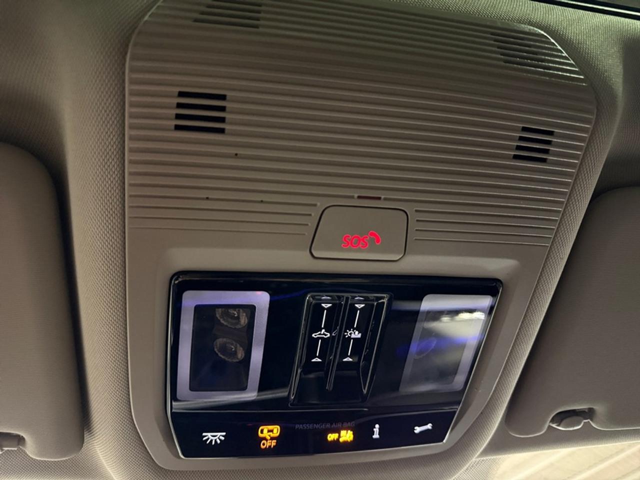 2024 Volkswagen Atlas Peak Edition 2.0 TSI 4MOTION Photo