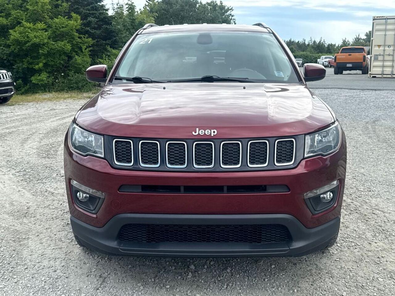 2021 Jeep Compass Latitude Photo