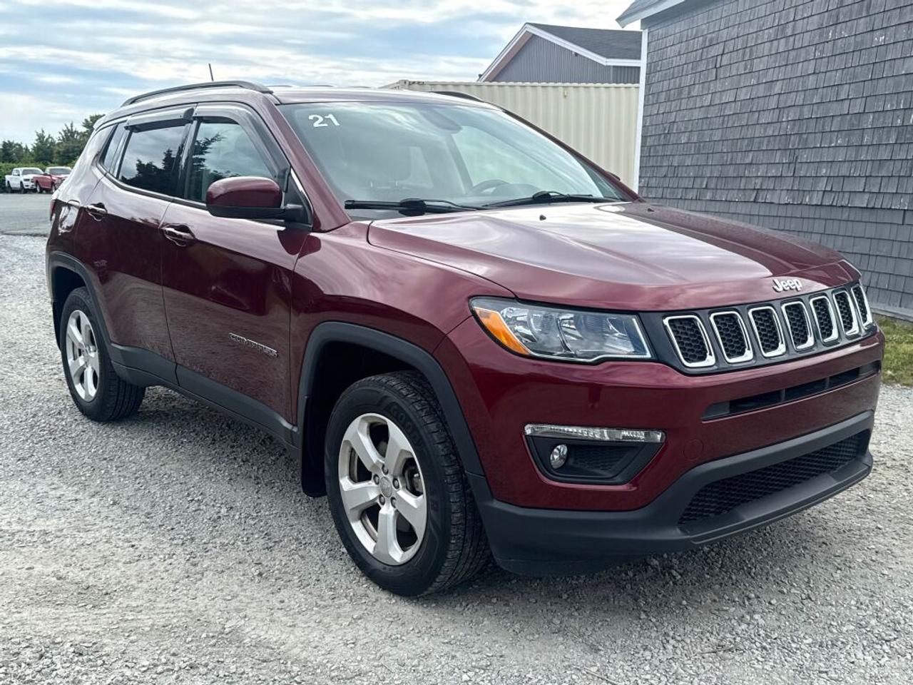 2021 Jeep Compass Latitude Photo