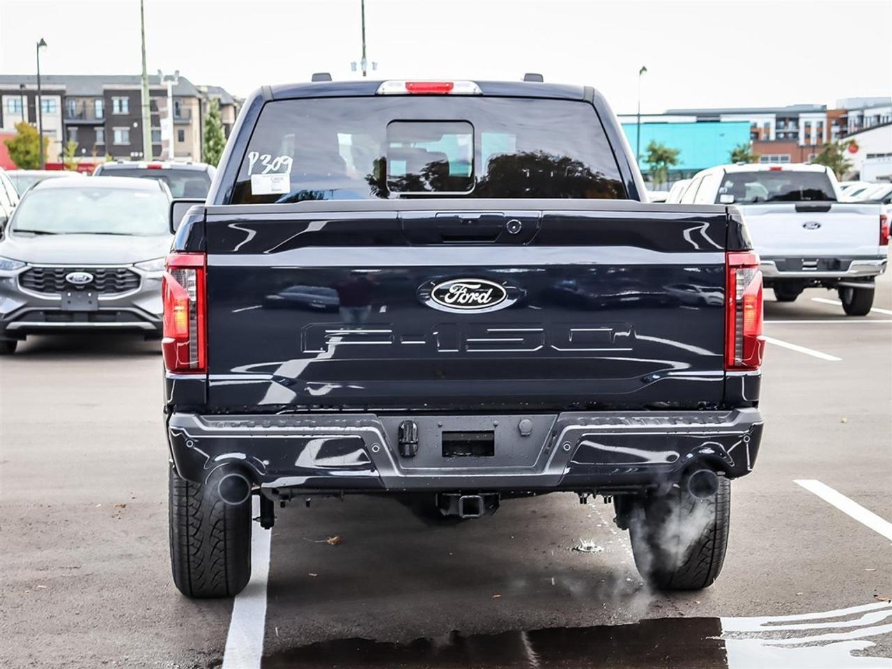 2025 Ford F-150 XLT 4WD SuperCrew 5.5' Box Photo4
