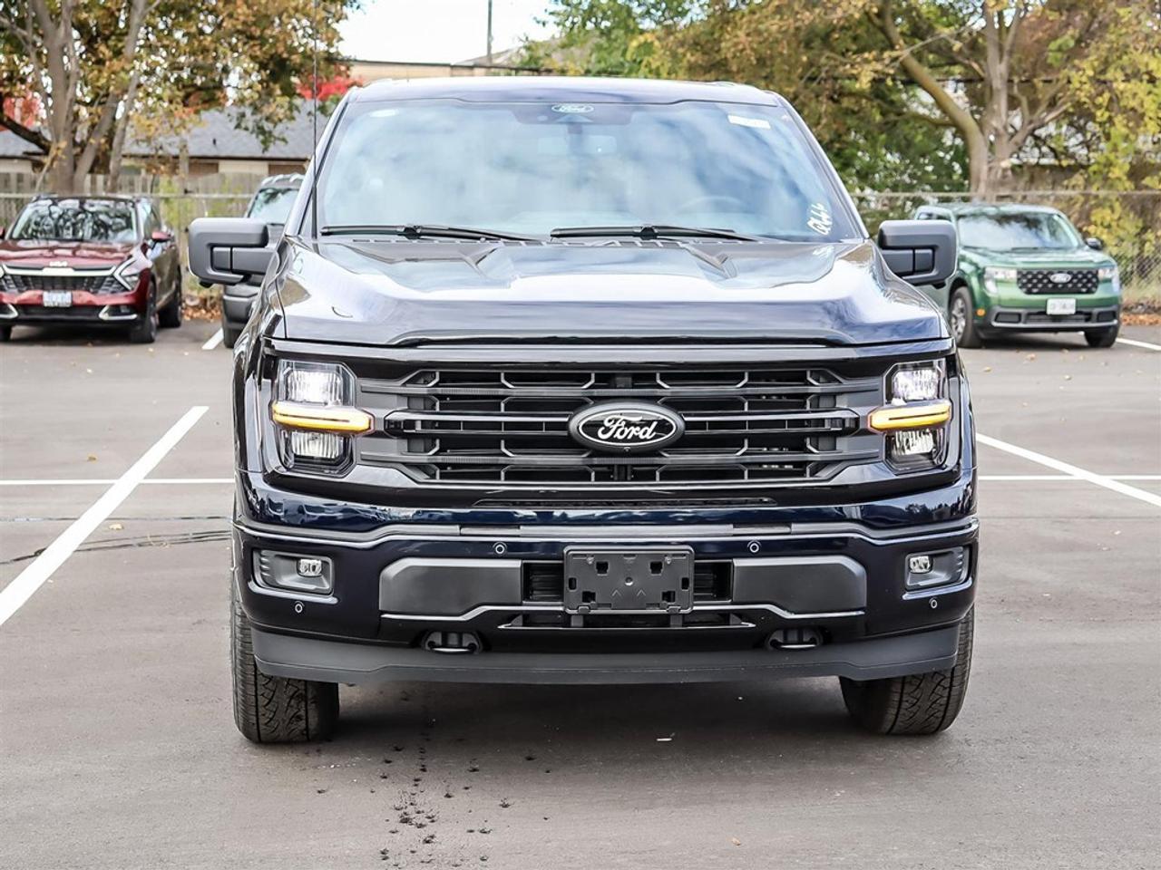 2025 Ford F-150 XLT 4WD SuperCrew 5.5' Box Photo2
