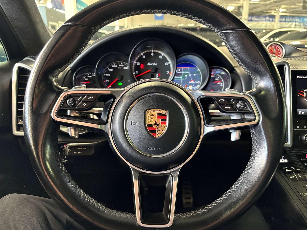2017 Porsche Cayenne Turbo AWD|V8|NAV|BOSE|SPORTCHRONO|LEATHER|PANOROOF Photo