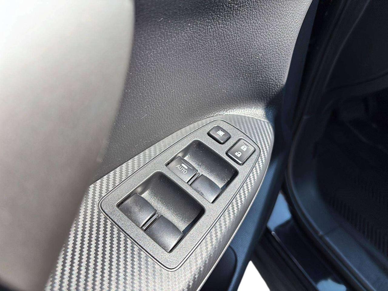 2024 Mitsubishi Eclipse Cross SE Car Play|One Owner|heated Photo