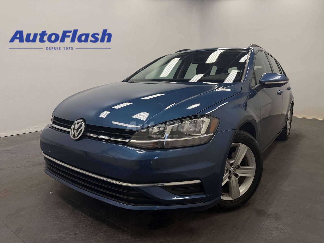 +Apple Carplay Android Auto
+Bluetooth 
+Cam&eacute;ra de recul / Backup camera 
+Commandes de radio au volant / Steering wheel audio controls
+Si&egrave;ges chauffants / Heated seats
+R&eacute;gulateur de vitesse  / Cruise control 																							
+V&eacute;rifi&eacute; par Carfax / Carfax verified
+Kilom&eacute;trage certifi&eacute; / Certified kilometers
+Historique dentretien / Maintenance history
+Protection m&eacute;canique disponible / Mechanical protection available
+Ce v&eacute;hicule a &eacute;t&eacute; achet&eacute; dun particulier / This vehicle was bought from a private seller


Visitez notre page Google pour voir tous les commentaires positifs que nos clients nous laissent.
 
Financement rapide et facile, 1ere, 2e et 3e chances au cr&eacute;dit, approbation en 30 minutes, taux dacceptation tr&egrave;s &eacute;lev&eacute;. 

Essayez notre demande de cr&eacute;dit s&eacute;curis&eacute; en ligne, sans obligation! 

Nous sommes les sp&eacute;cialistes des autos, fourgonnettes, VUS, 4x4, et les camions l&eacute;gers jusqu&agrave; une tonne. 

*Seulement le nettoyage de base du v&eacute;hicule, fait par un sous-traitant, est inclus. Pour un perfectionnement de lesth&eacute;tique int&eacute;rieur/ext&eacute;rieur, dont une d&eacute;contamination de la peinture, des retouches de peinture, faites par nos experts en esth&eacute;tique, une somme de 249$ sera ajout&eacute;e &agrave; votre facture. Aussi disponible, loption dimmatriculer la voiture sur place, qui vous permet d&eacute;pargner du temps et le co&ucirc;t de 25$ du transit temporaire.

*************

Since 1975 AutoFlash has offered the best price-quality and excellent service. 

Visit our Google page to read all the nice things our clients have to say about us.

We have financing for all credit situations. 1st 2nd 3rd chance credit with an excellent approval rate!

Try our secured online credit application any time, with no obligation! 

We specialize in all brands, makes and models. Whether you need a car, truck, SUV or minivan, we can help you.

And if we dont have it, well find it for you!

*Only the basic cleaning of the vehicle, done by a subcontractor, is included in the advertised price. For a complete interior/exterior detailing, done by our esthetic specialists, which includes a complete paint decontamination and paint touch-ups if needed, an amount of 249$ will be added to your invoice. Also available, in-house licensing, which allows you to save the $25 for a temporary Transit.