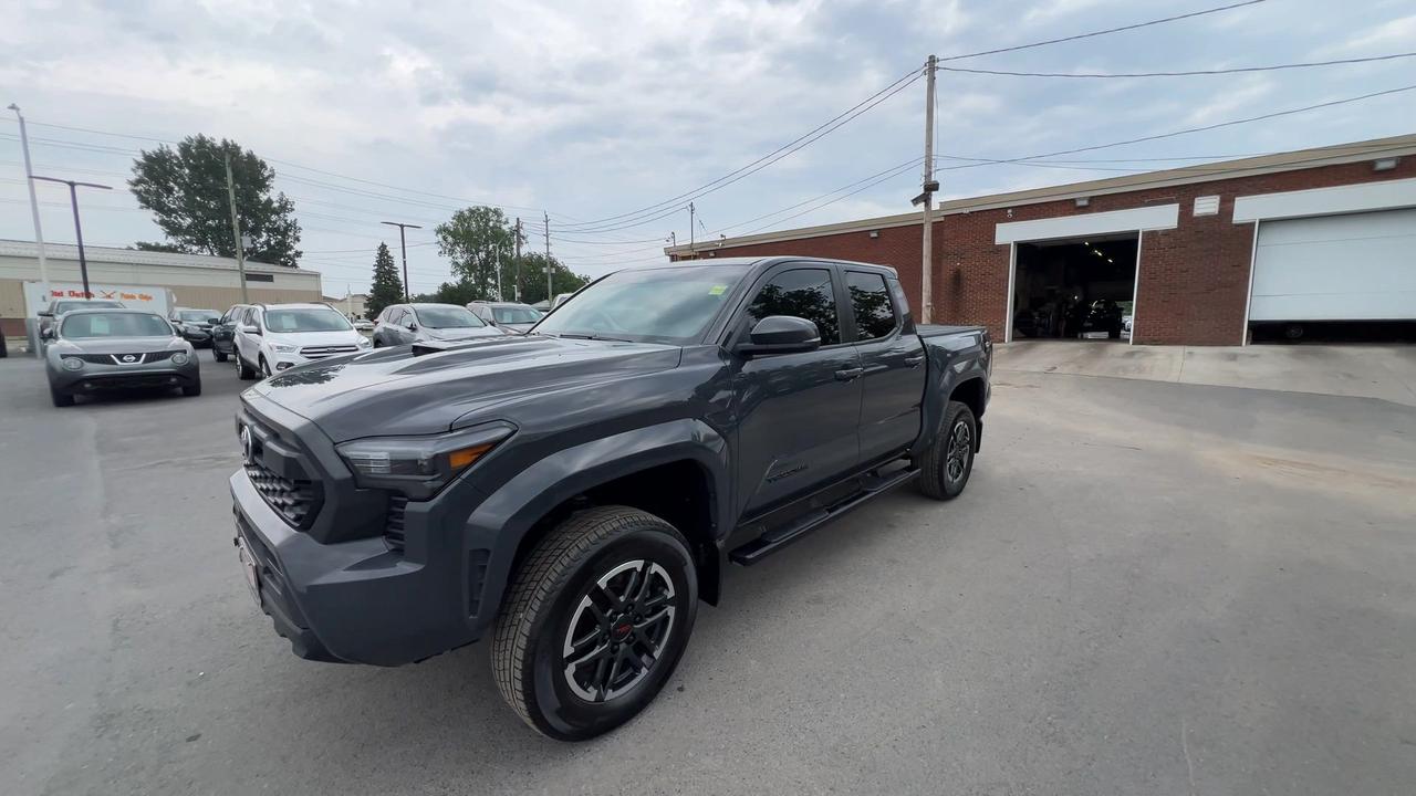 2024 Toyota Tacoma TRD SPORT+ |6-SPEED | DBL CAB |HTD SEATS | CARPLAY Photo