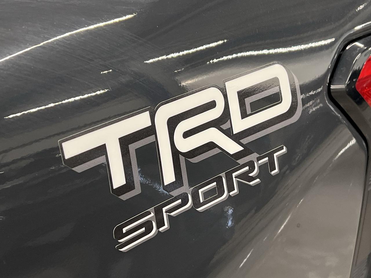 2024 Toyota Tacoma TRD SPORT+ |6-SPEED | DBL CAB |HTD SEATS | CARPLAY Photo