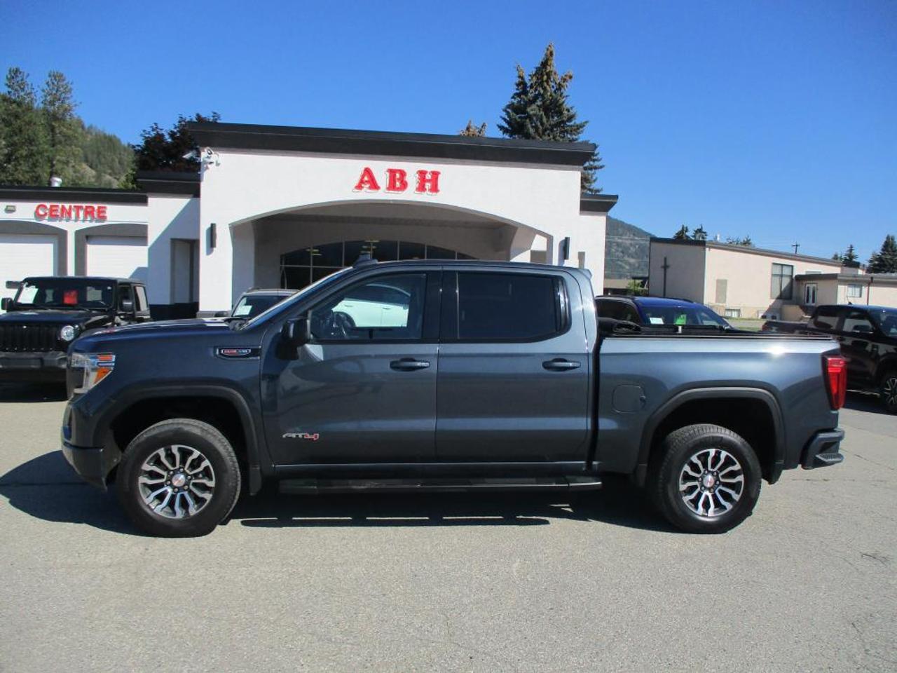 2019 GMC Sierra 1500 AT4 Crew Cab 4X4 Photo