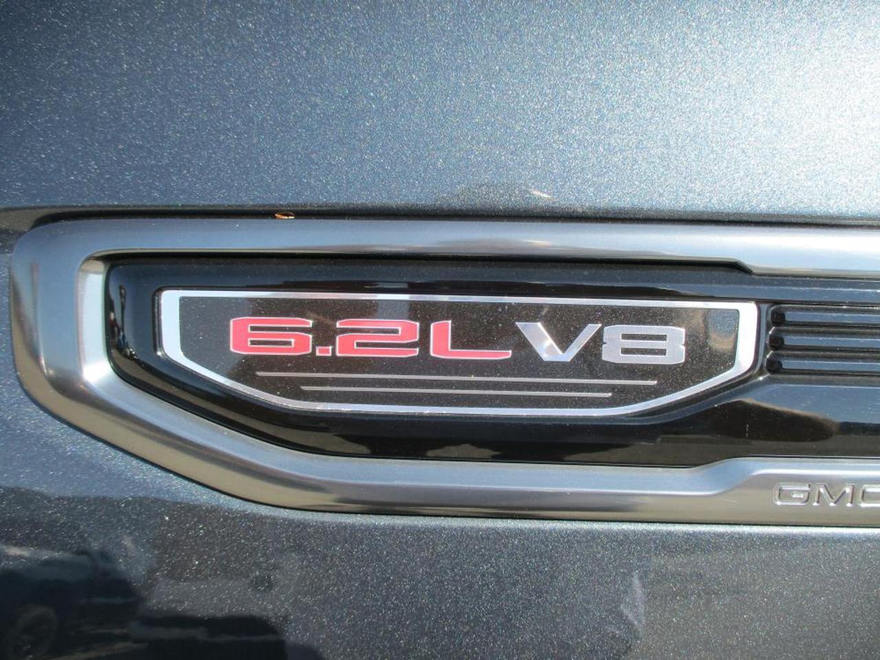 2019 GMC Sierra 1500 AT4 Crew Cab 4X4 - Photo #9