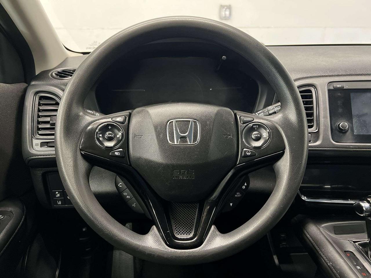 2019 Honda HR-V AWD | HTD SEATS | CARPLAY | ALLOYS | ADAPT. CRUISE Photo