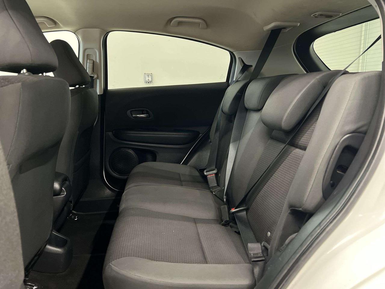 2019 Honda HR-V AWD | HTD SEATS | CARPLAY | ALLOYS | ADAPT. CRUISE Photo