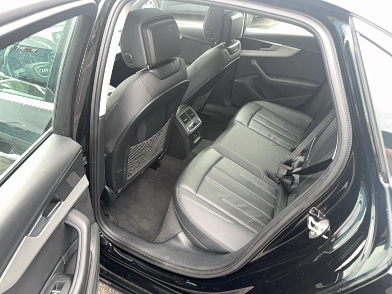 2024 Audi A4 Sedan Komfort
