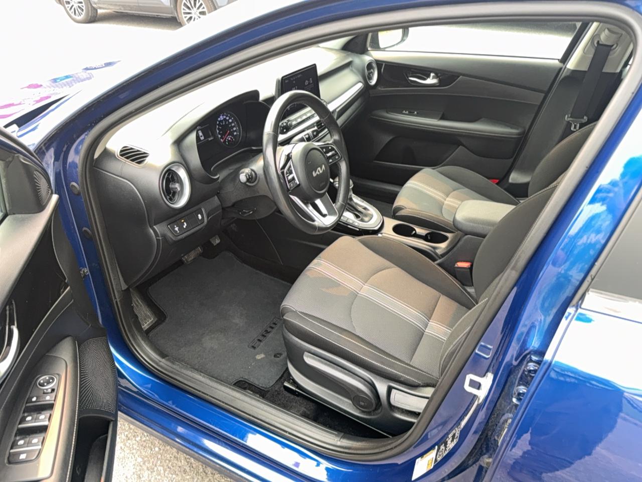 2024 Kia Forte EX