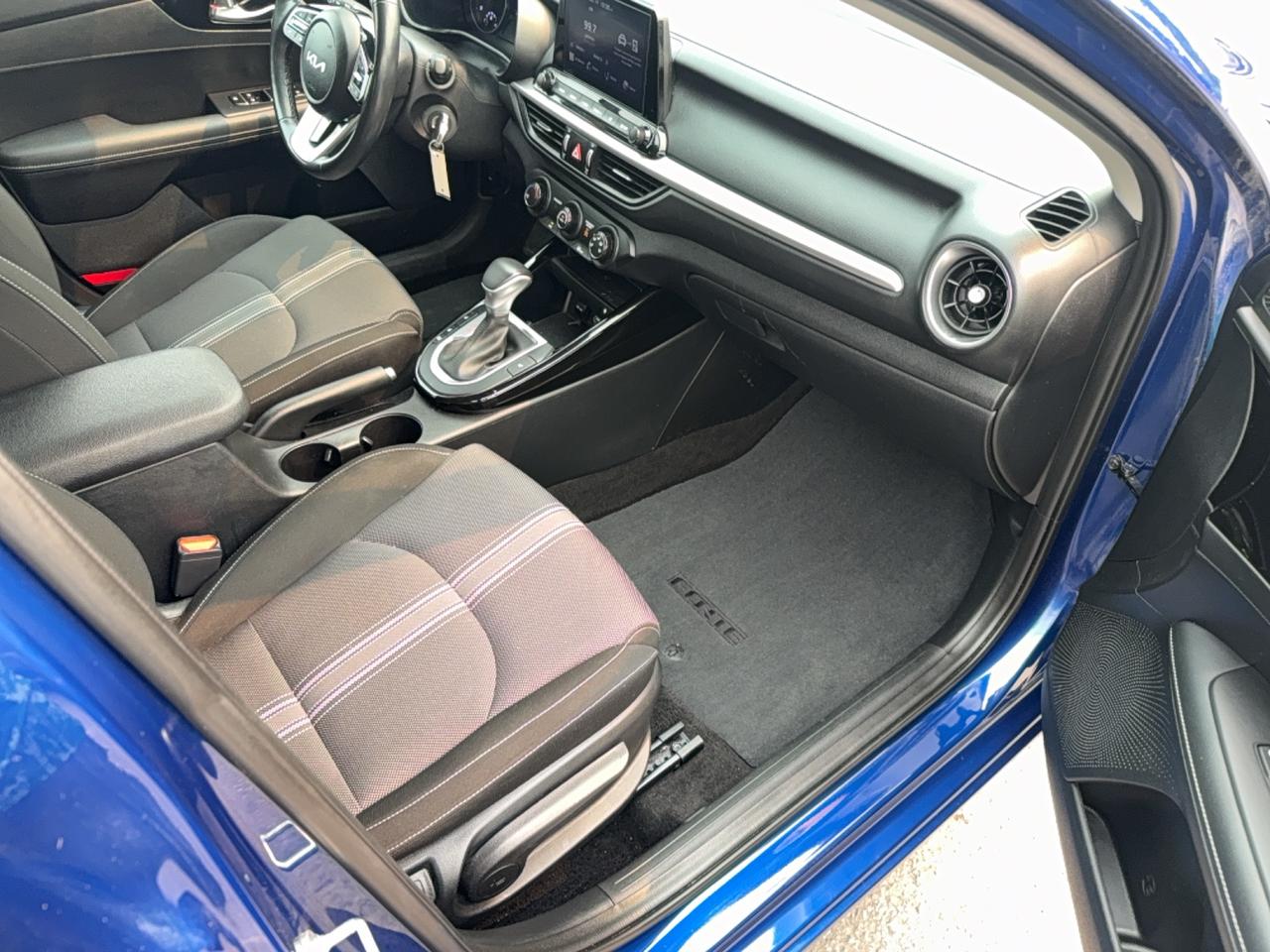 2024 Kia Forte EX