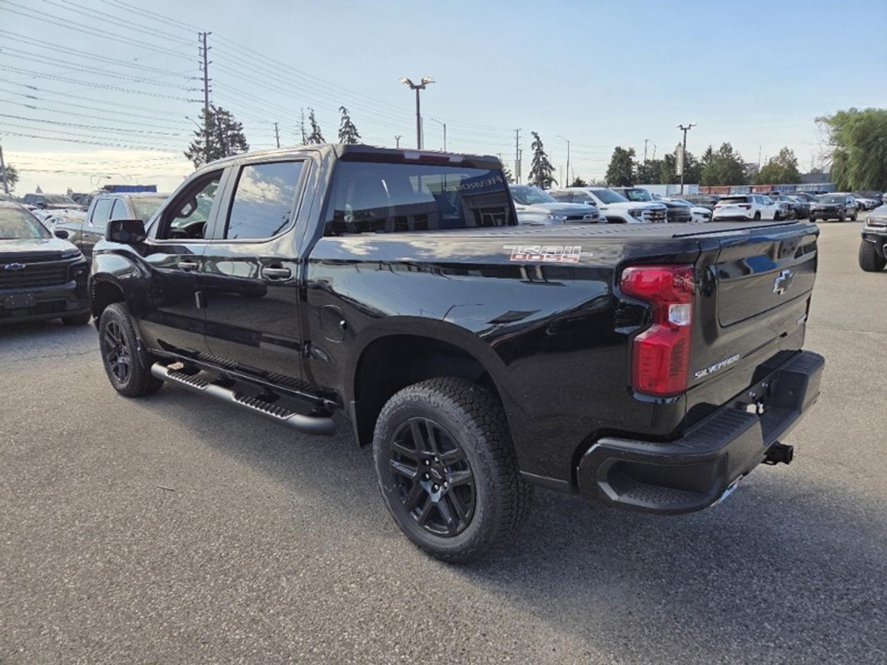 2026 Chevrolet Silverado 1500 Custom Trail Boss Photo