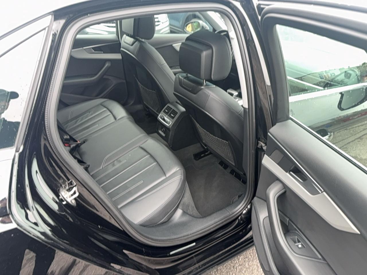 2024 Audi A4 Sedan Komfort