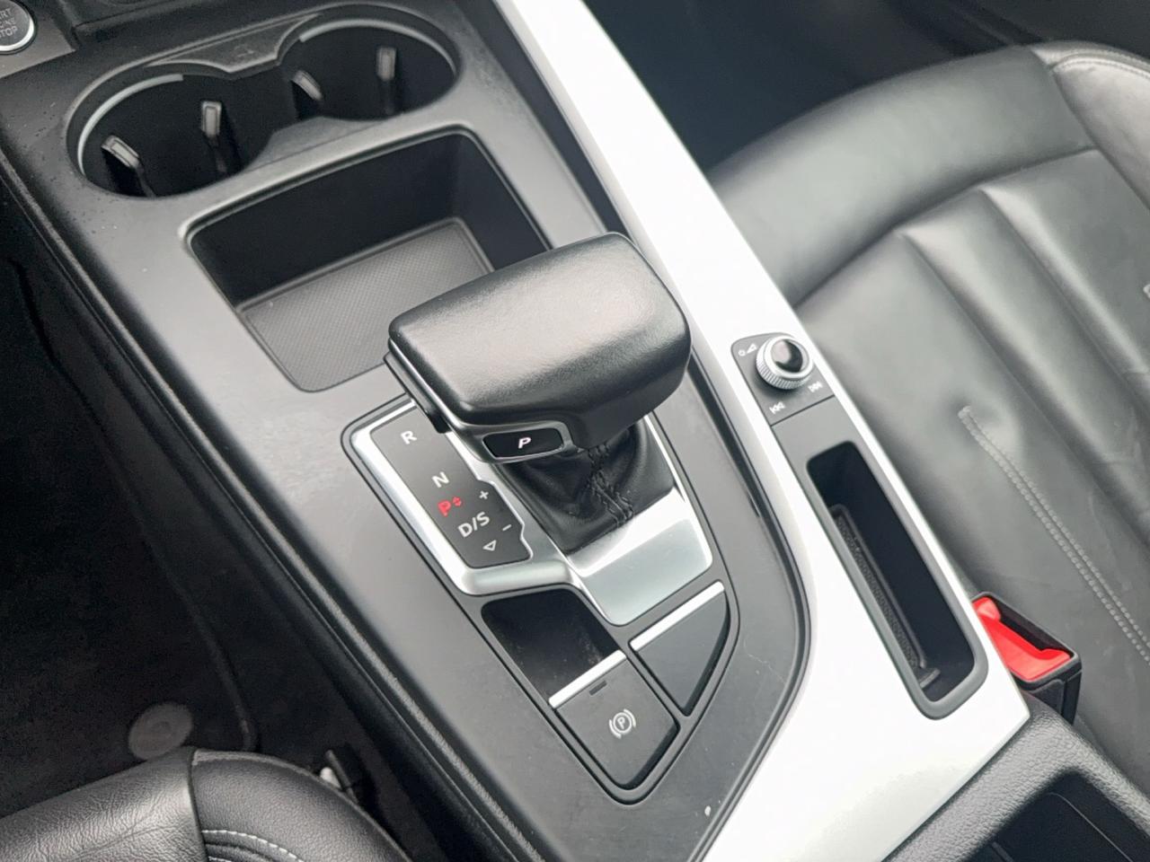 2024 Audi A4 Sedan Komfort