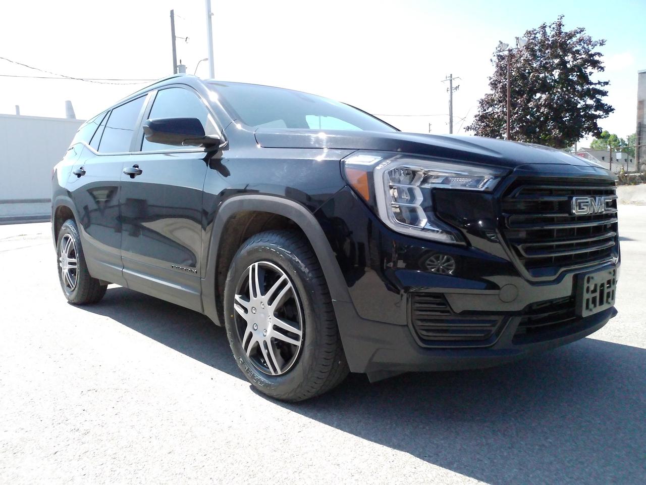 2022 GMC Terrain SLE Photo3