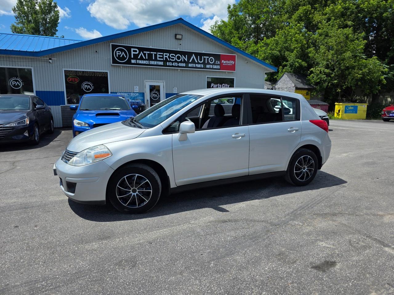 2009 Nissan Versa 1.8 S - Photo #1
